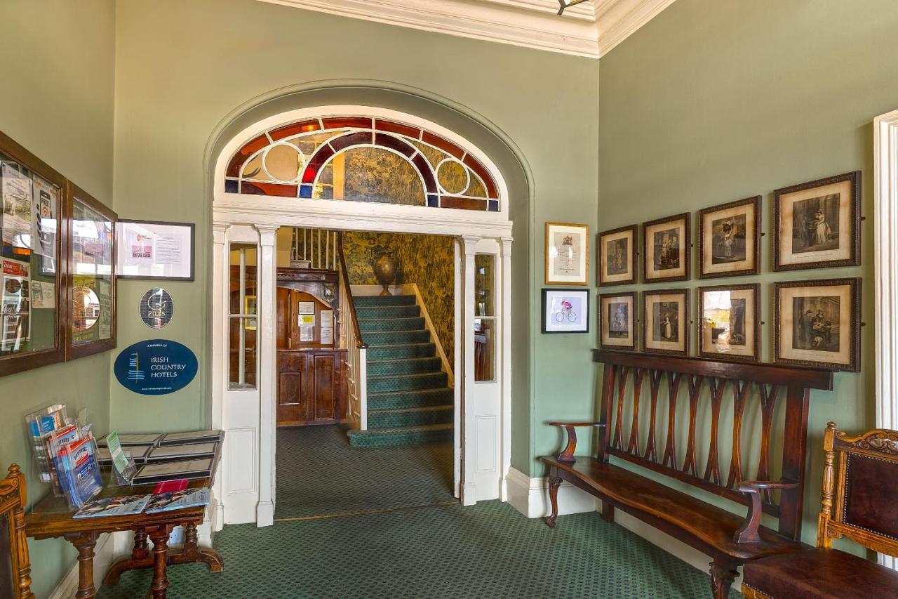 Londonderry Arms Hotel Carnlough Extérieur photo