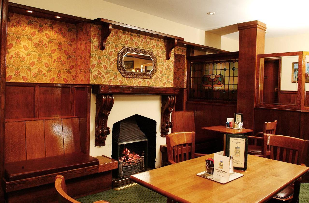 Londonderry Arms Hotel Carnlough Extérieur photo
